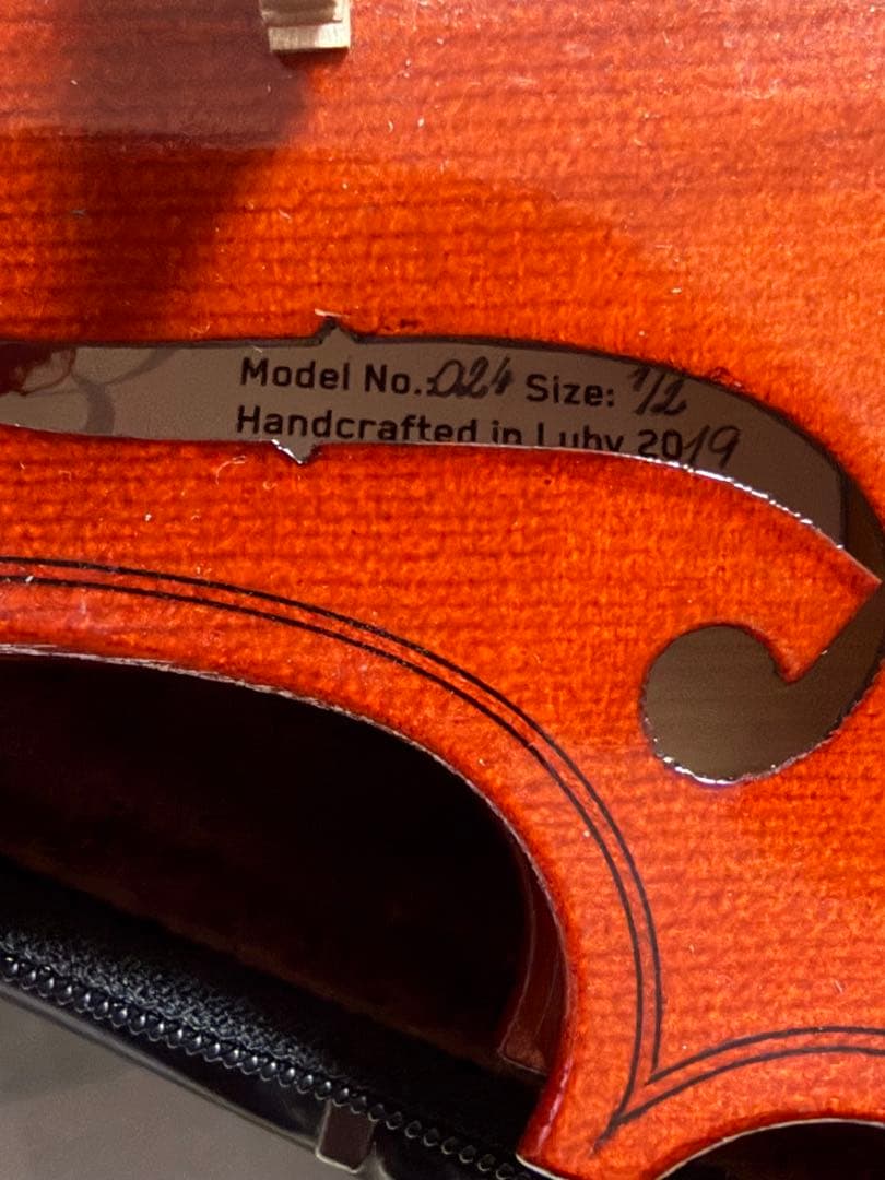 カ*8様 ARS MUSIC 分数バイオリン 1/2 弓・ケース・肩当て付き