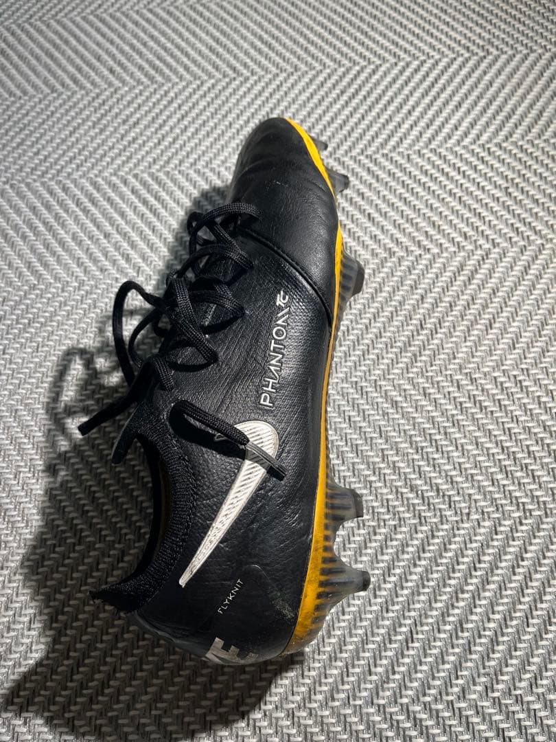 Nike Phantom ブラックスパイク※早い者勝ち